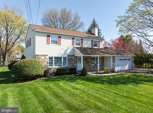 1557 Tralee Dr, Dresher, PA