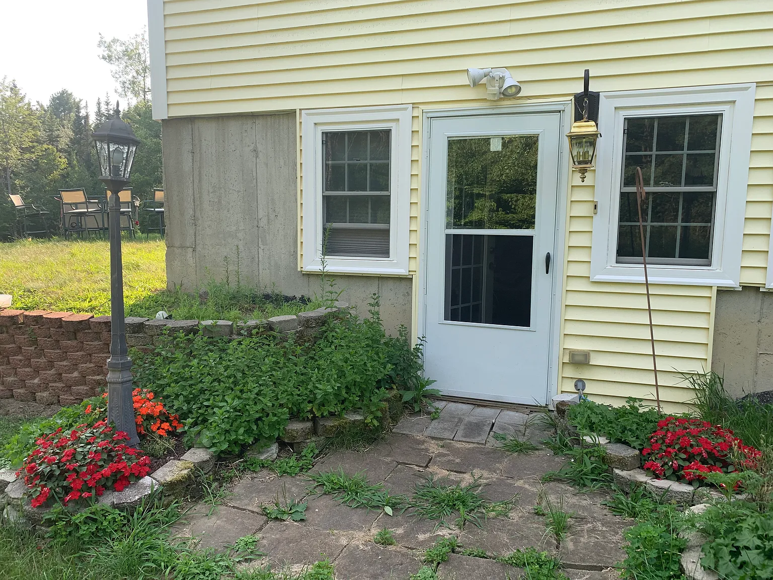 1 bed, 1299 sqft, $1,600 — Photo 1
