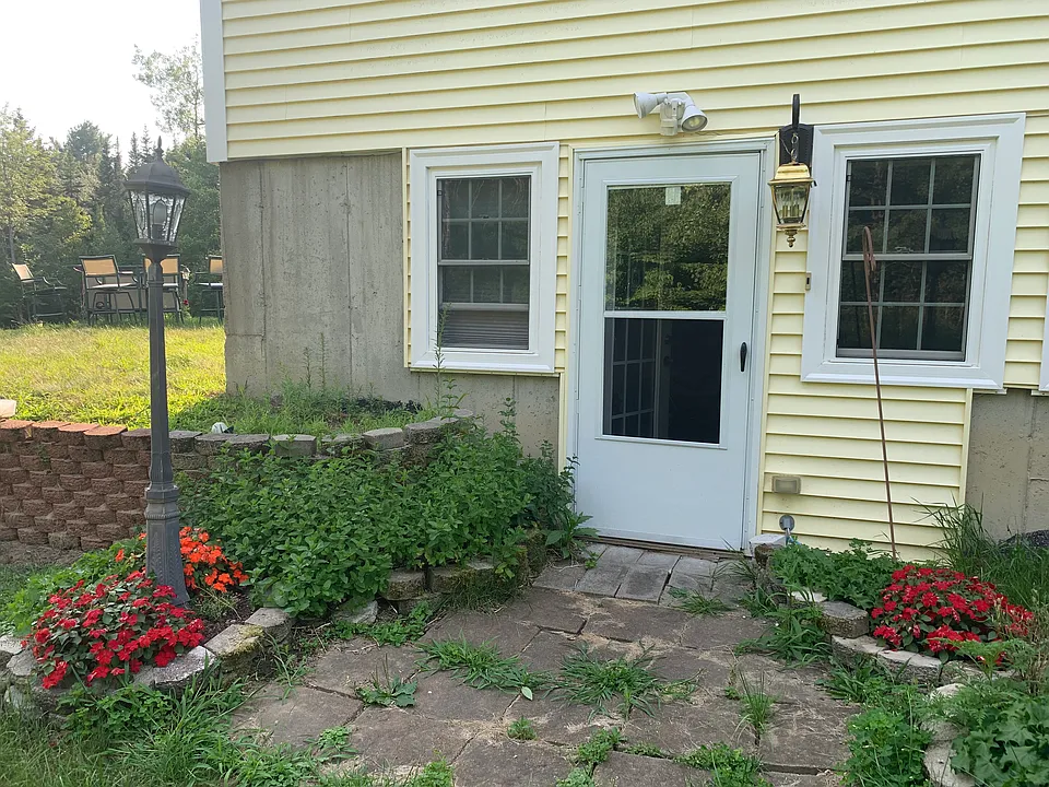 138 Grant Rd