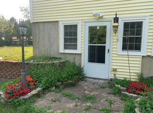 138 Grant Rd, Freeport, ME 04032