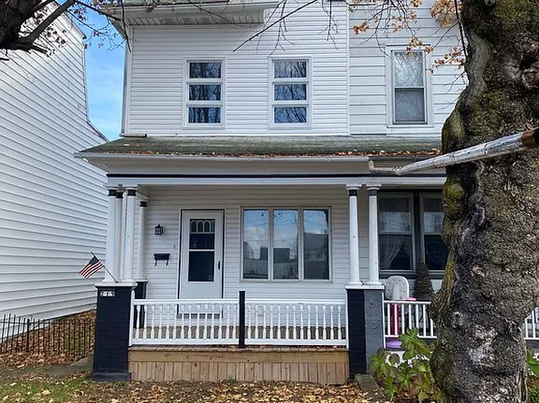 219 S Maple St, Mount Carmel, PA 17851