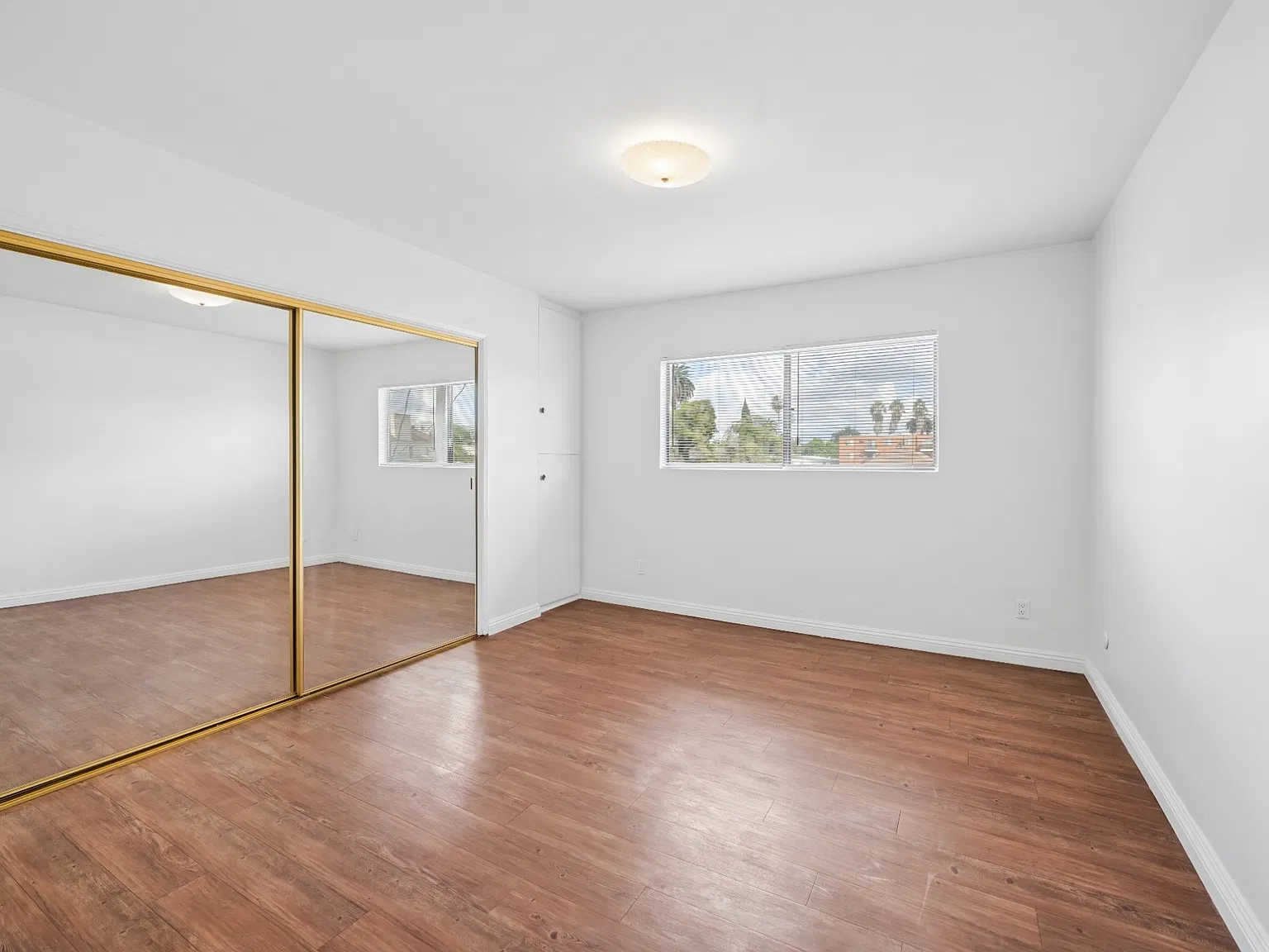 508 N. Kenmore Ave. — Photo 4
