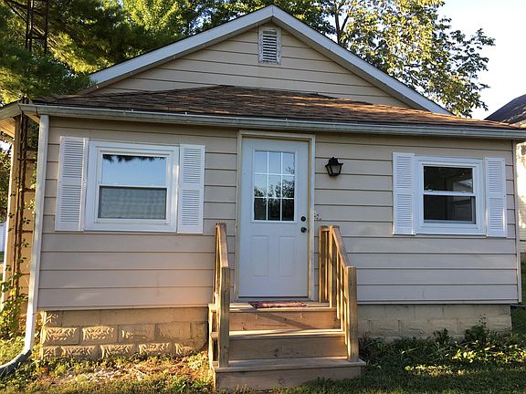 2nd image of 600 E College Ave