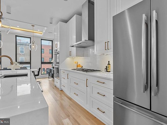 4th image of 1100 Webster St #5