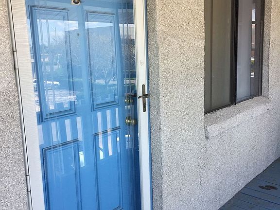 3rd image of 2121 Gorden Ave #C