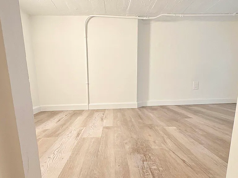 80 Varick St #3C — Photo 6