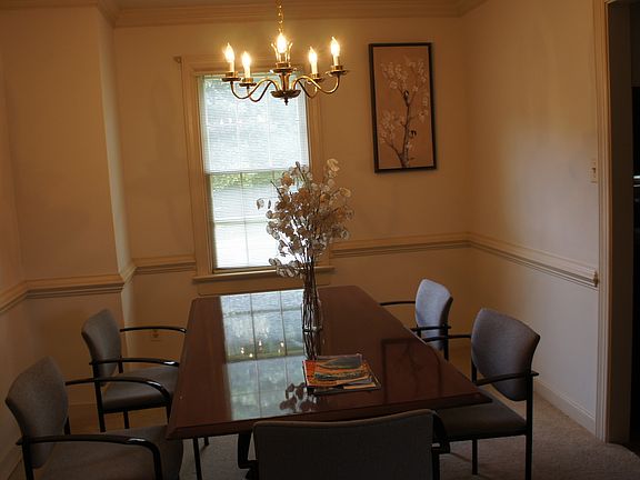 3rd image of 2322 Chowning Pl