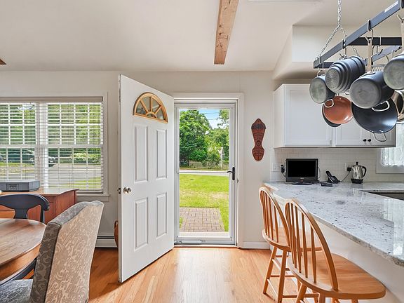 2nd image of 40 Cape Cod Lane