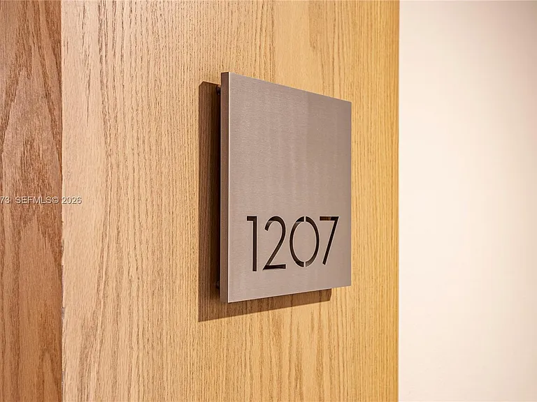 199 Ocean Lane Dr #1207 — Photo 6