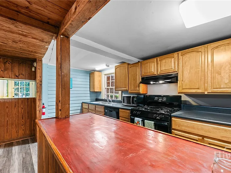 1455 E Broad St — Photo 24