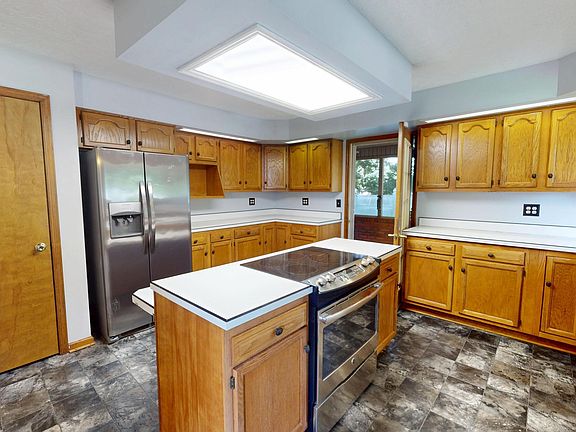 3rd image of 1818 Mason Hall Trimble Rd