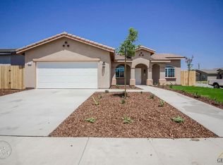 5422 Canaveral Dr, Bakersfield, CA 93307