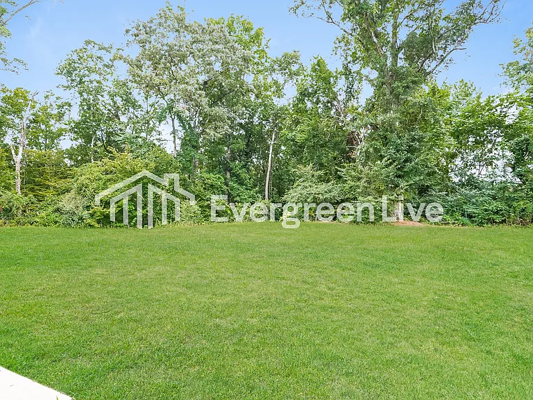 12629 Waterbury Cv — Photo 14