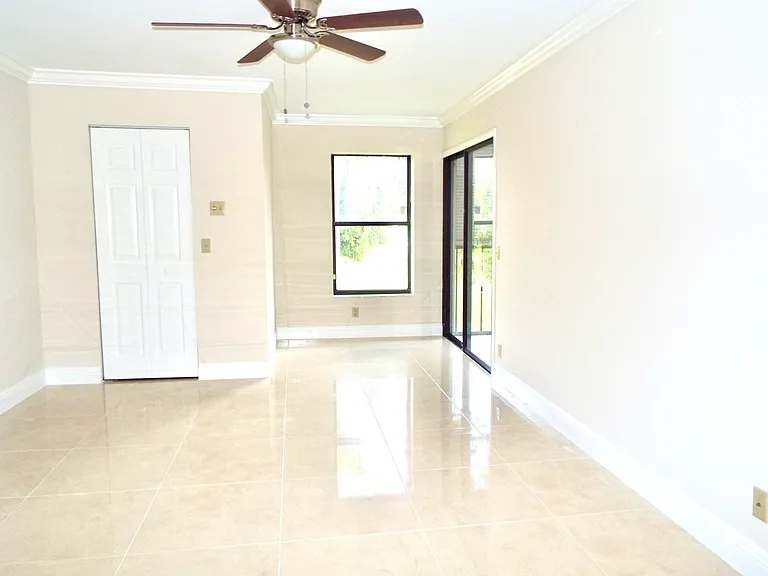 3350 Perimeter Dr — Photo 6