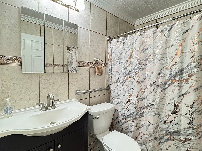 743 Coral St — Photo 27