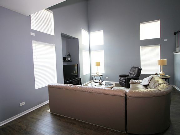 5th image of 6901 Creekside Dr