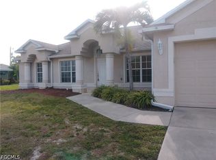 1624 SW 4th Ave, Cape Coral, FL 33991