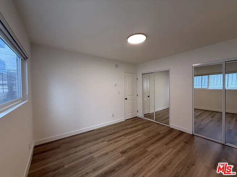 314 S Clark Dr #2 — Photo 26