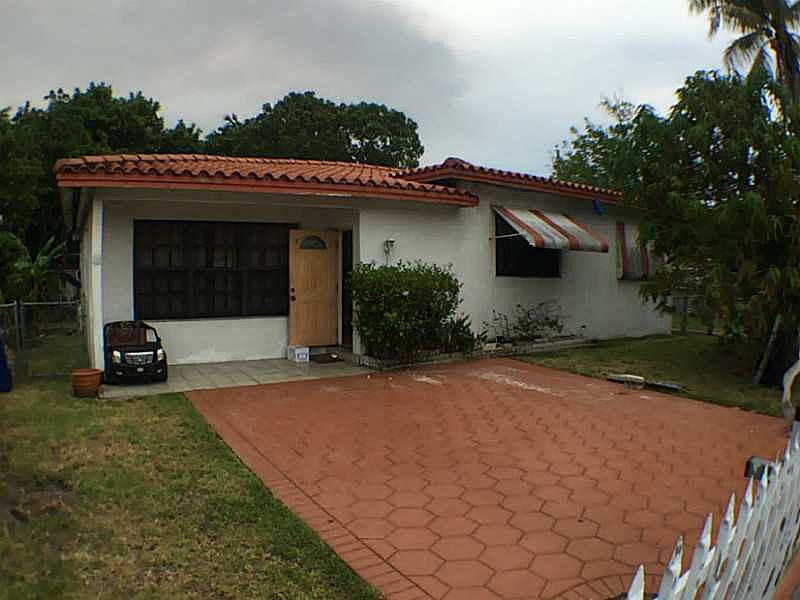 1st image of 1275 NE 157th St