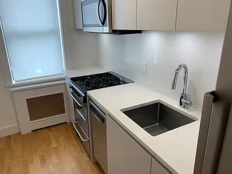Rented by Akelius Real Estate Management
