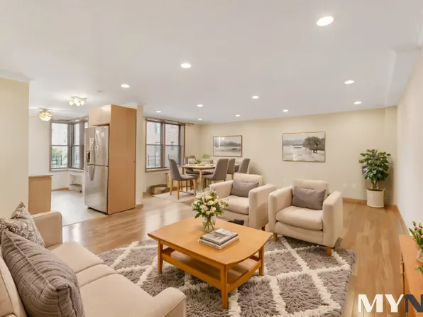 1213 Avenue Z image 1 of 14