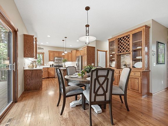 4th image of 26815 Woodlands Pkwy