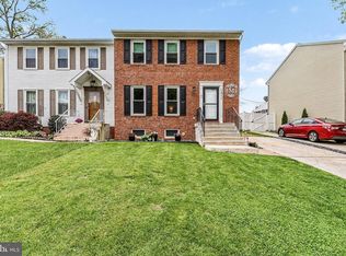 1011 Northfield Dr, Carlisle, PA 17013
