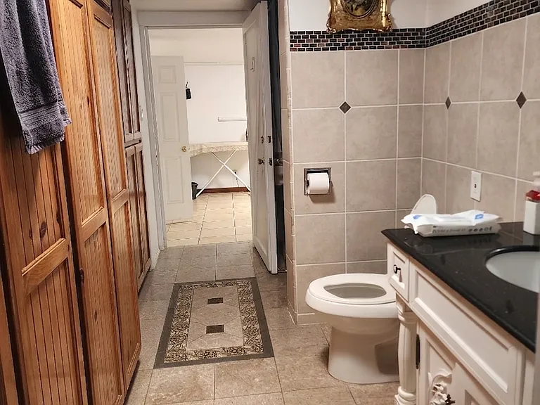 Oak Hill Dr — Photo 17