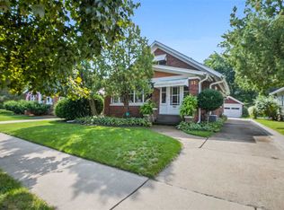 310 Ogilby Rd, Rockford, IL 61102