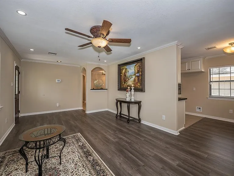 11038 Waxwing St — Photo 4