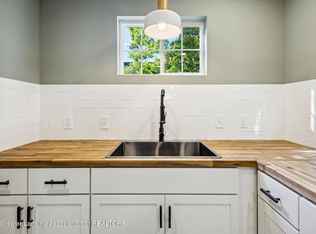 1209 S Holmes St, Lansing, MI