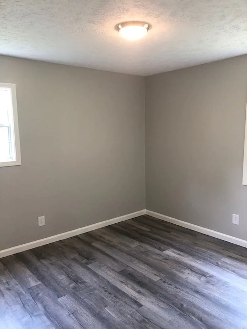 Building Photo - 120 Drive 1840