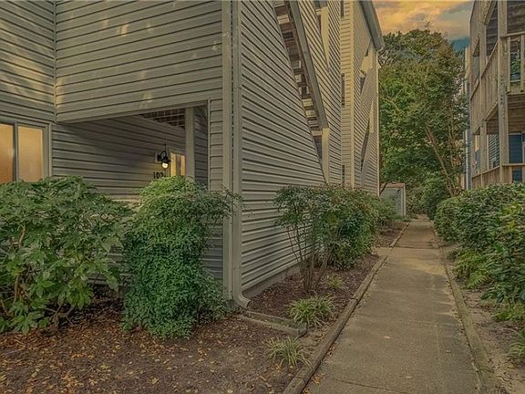 2nd image of 2316 Starfish Rd APT 102