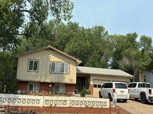 4027 North Dr, Pueblo, CO 81008