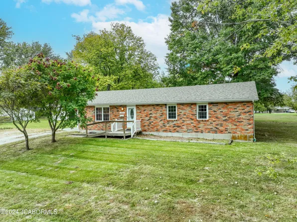 506 William St, Holts Summit, MO 65043