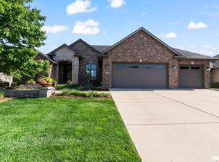 2408 Wimbledon Pl, Springfield, IL 62704