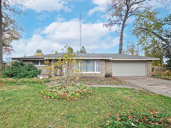 2nd image of 3511 Windingwood Dr