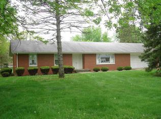 609 Greenhills Dr, Logansport, IN 46947