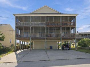 106 Willis Ave #B, Atlantic Beach, NC 28512