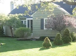 428 W Manchester Rd, Syracuse, NY 13219