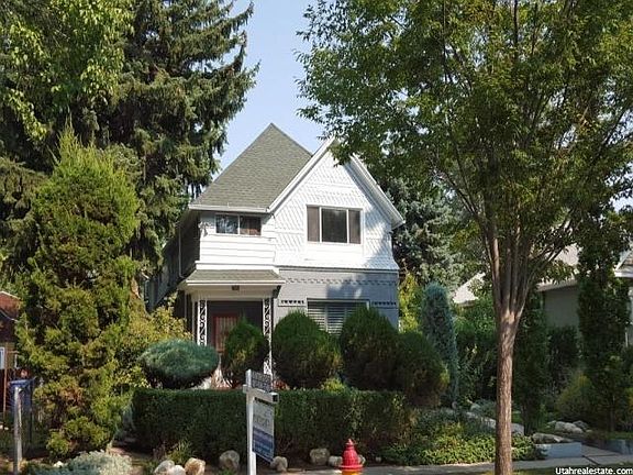 3rd image of 1219 S Windsor St