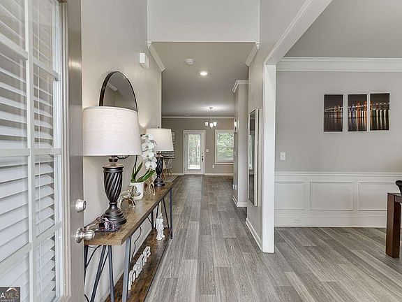 2nd image of 23 Dorset Way