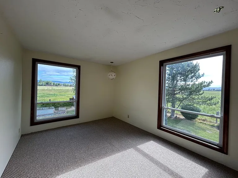 225 Mission View Dr — Photo 28