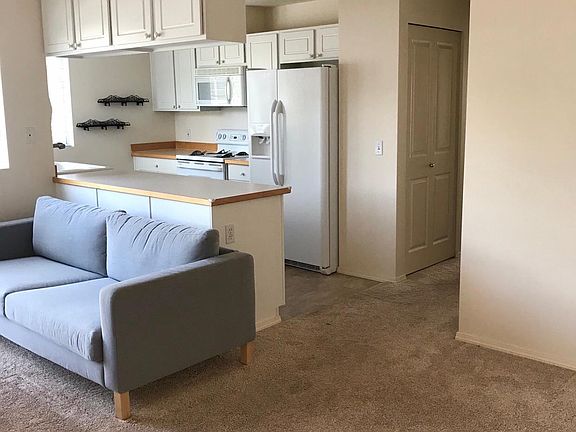 4th image of 5248 238th Ln SE