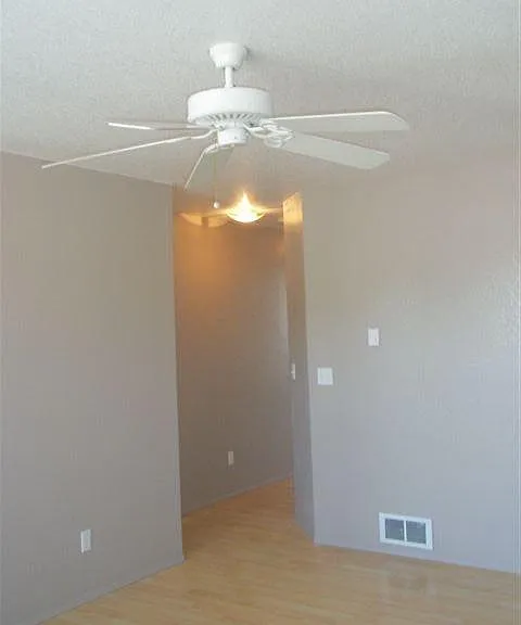 4012 Colby Ave — Photo 5