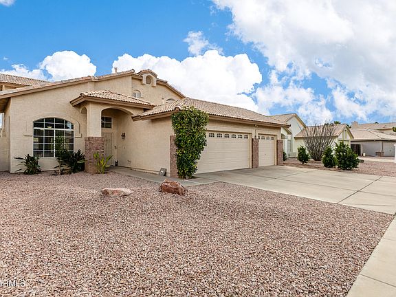 5th image of 1125 E ARTESIAN Way