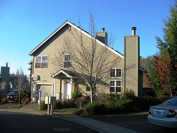 9613 NW Miller Hill Dr — Photo 1
