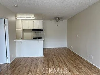 5855 Tujunga Ave #6 — Photo 3