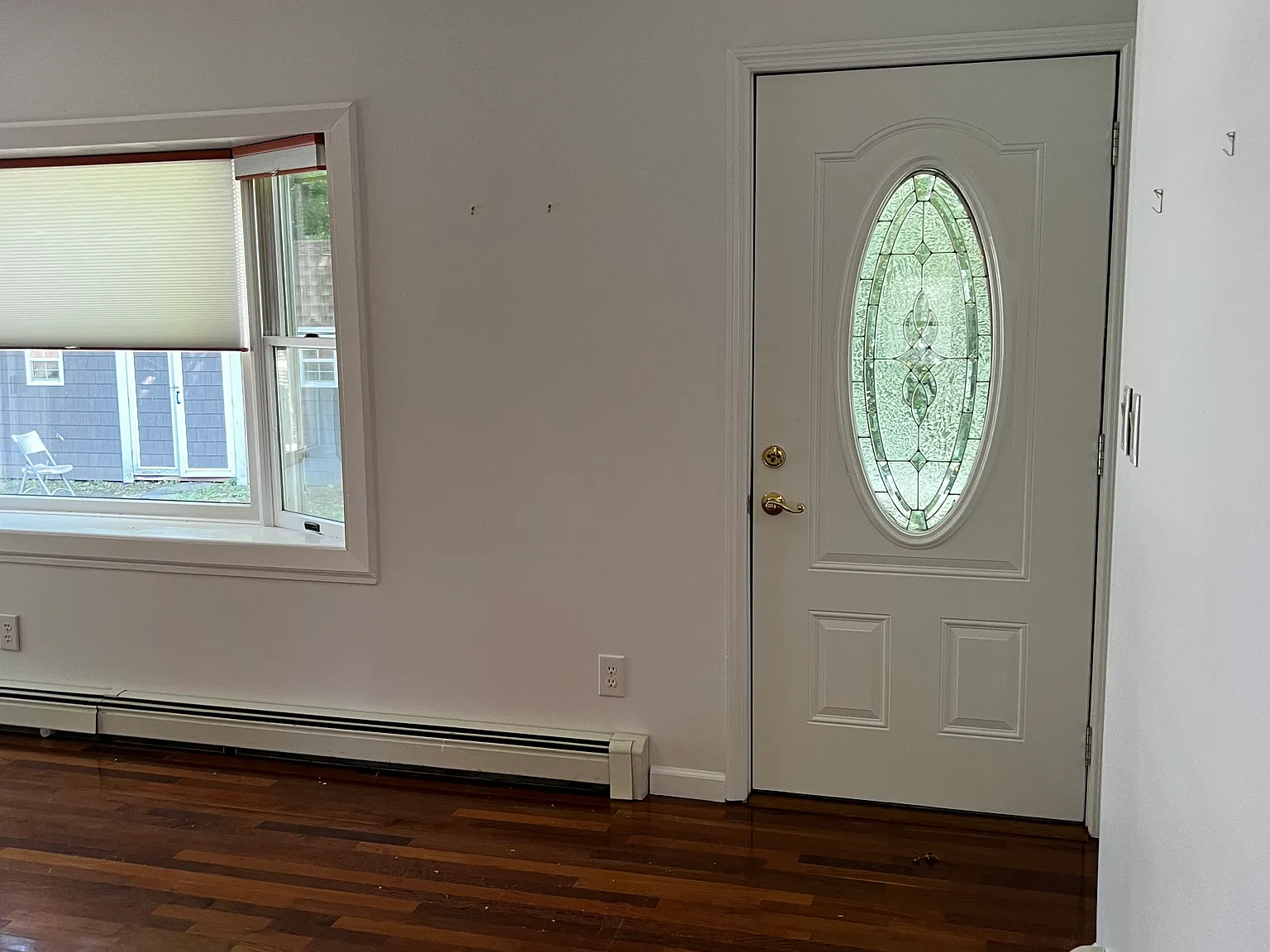4 bed, 1800 sqft, $3,725 — Photo 2
