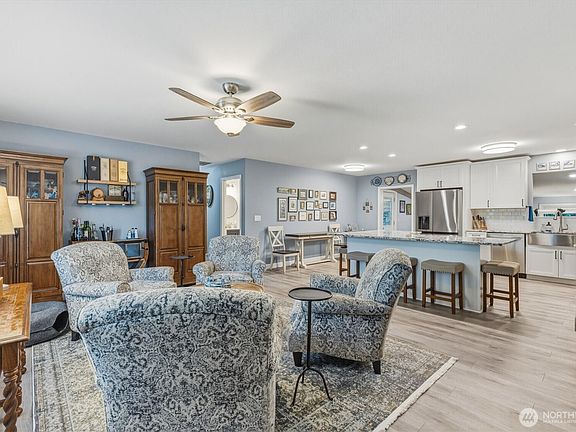 5th image of 320 Haussler Road